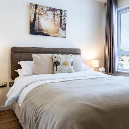 The Rose Suite Woking Kültér fotó